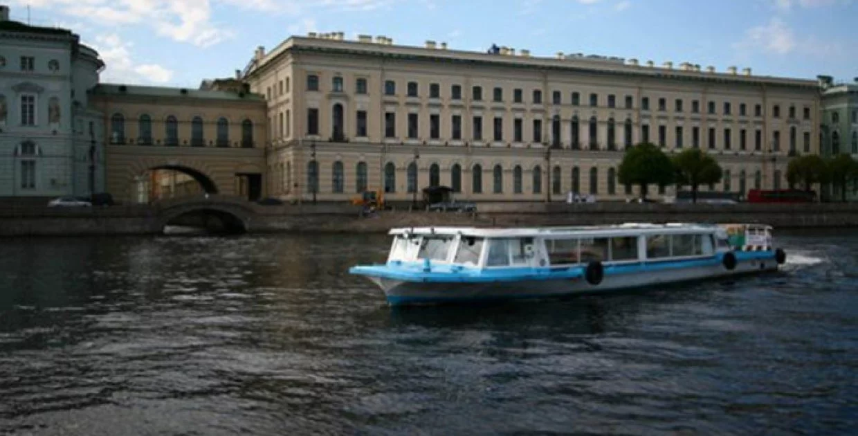 Теплоход Белоснежка