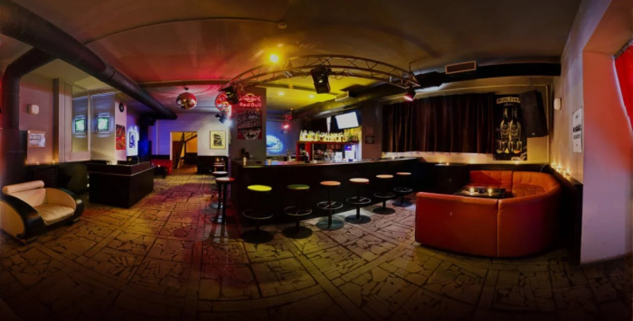 MOD CLUB