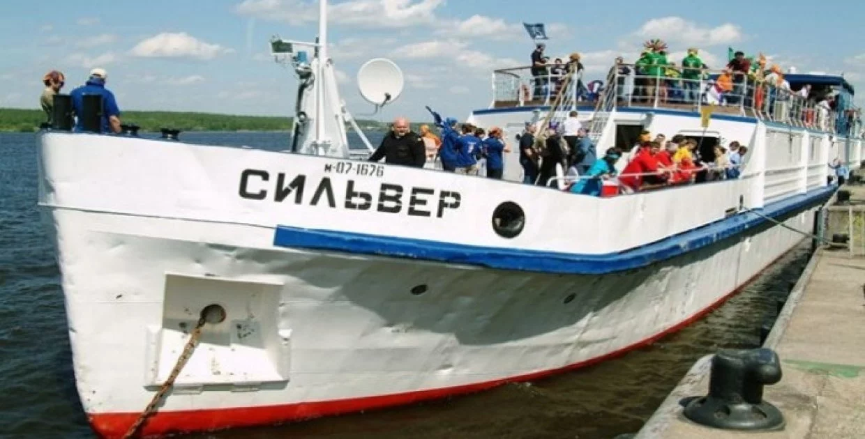 Теплоход "Сильвер"